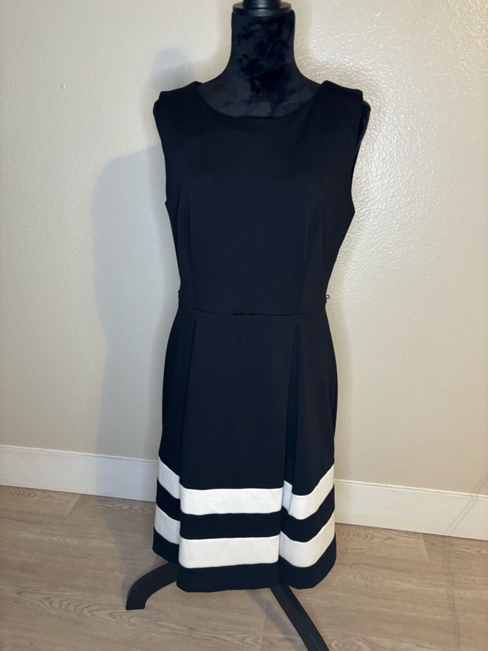 Calvin Klein Black Sleeveless Midi Dress with White Striped Hem Size 12